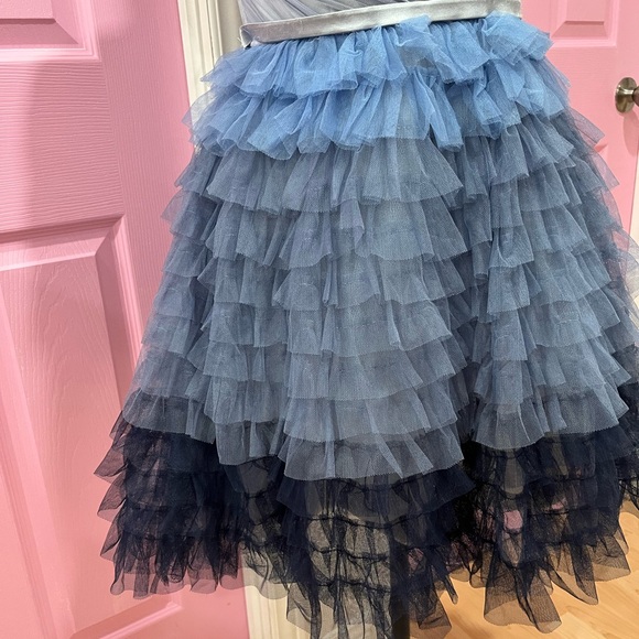 Elegant Blue Ruffled Dress - Picture 3 of 4